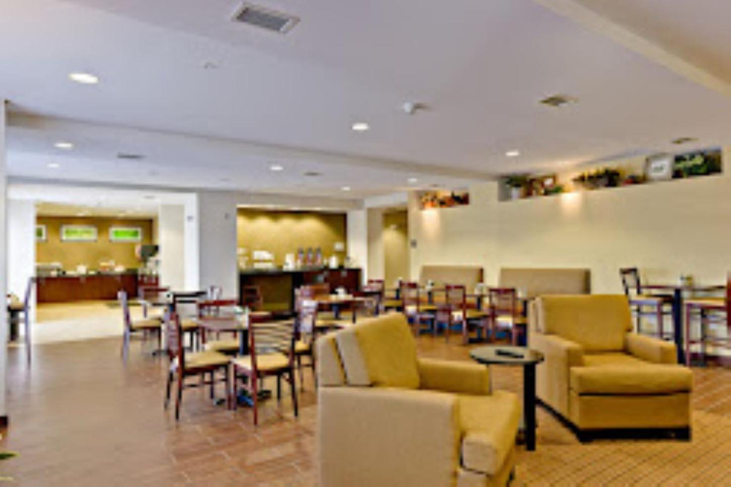 Hotel Wingate By Wyndham Jonesboro Hodge Zewnętrze zdjęcie